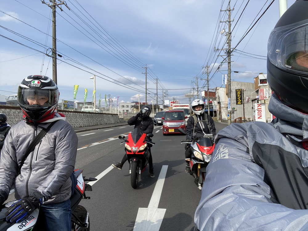 大阪のRS4オーナー3人と愛知からお越しだったトゥオーノ V4オーナーの4人で青山高原ツーリング その13