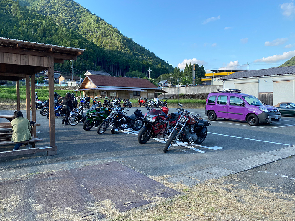 福井県、三方五湖〜ドライブインよしだのイカ丼〜津島名水 マスツーレポート その11